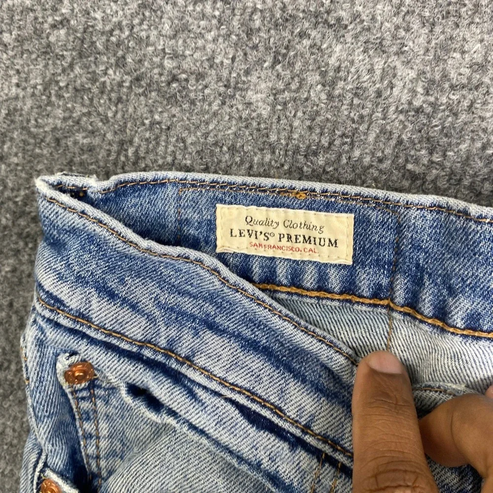 Levis Premium 514 Straight Fit Light Wash Blue Denim Jeans Mens 36x32